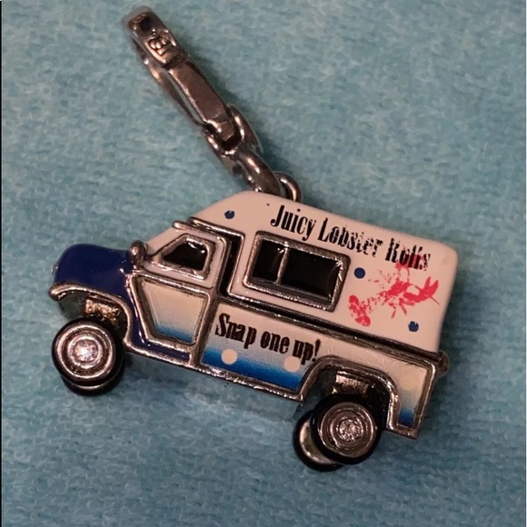 Juicy Couture Lobster Rolls Food Truck - Picture 5 of 11